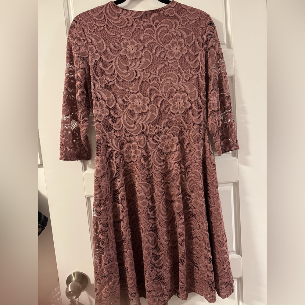 Suzy Shier Long Sleeve Lace Dress in Dusty Rose - Picture 3 of 4